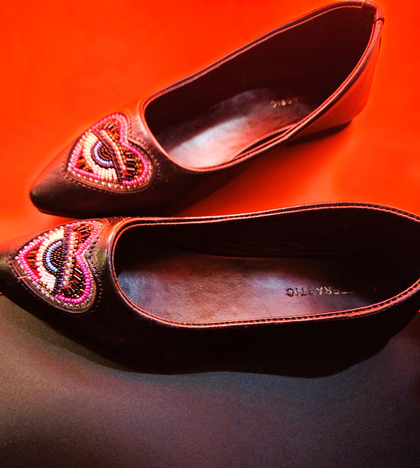 Gypsy gaze - pointed toes