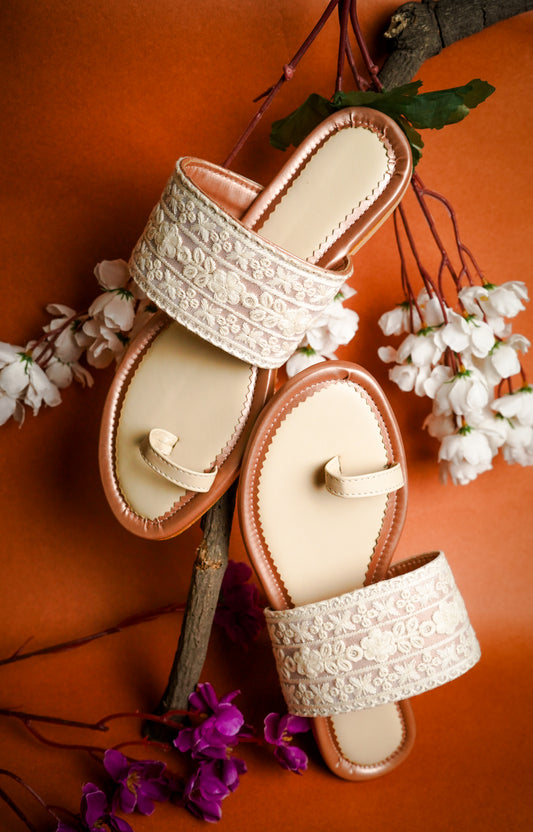 Ivory lattice kohlapuri